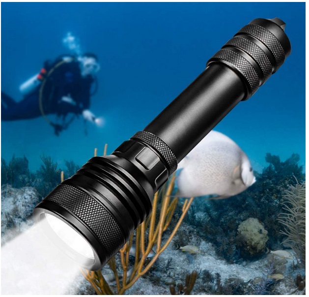 WholeFire LED Scuba Diving Torch IPX8 Waterproof 1000 Lumens Land and Home Use 4 Modes Scuba Dive Torch for 70m Underwater Professional Underwater Flashlight with Battery and USB Charger 